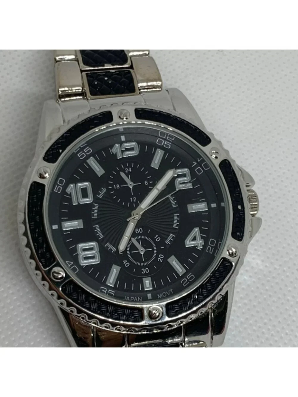 FMD men’s silver black tone wrist watch quartz analog 48mm size 7” running